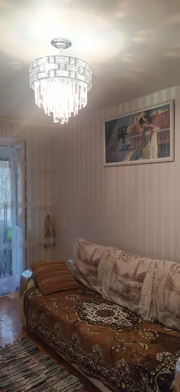 Дом возле леса, 5 этаж, окна в горы, птицы и воздух