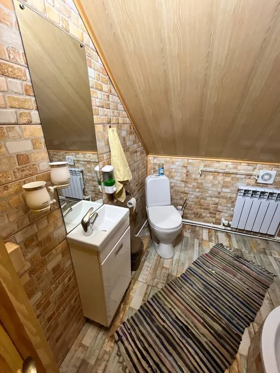 Дом Орешек на берегу Катуни