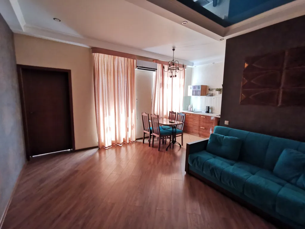 Квартира 2-комнатная Квартира — Геленджик