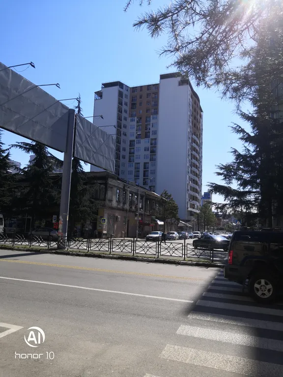 Уютная студия в центре с видом на горы