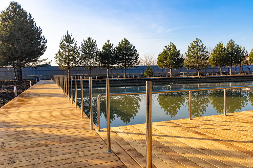 Уютный дом с теплым бассейном