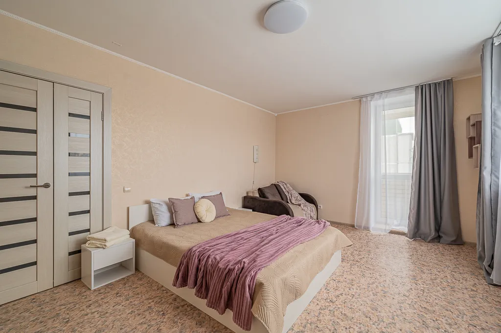 Уютная квартира — аренда посуточно в Верхняя Пышма