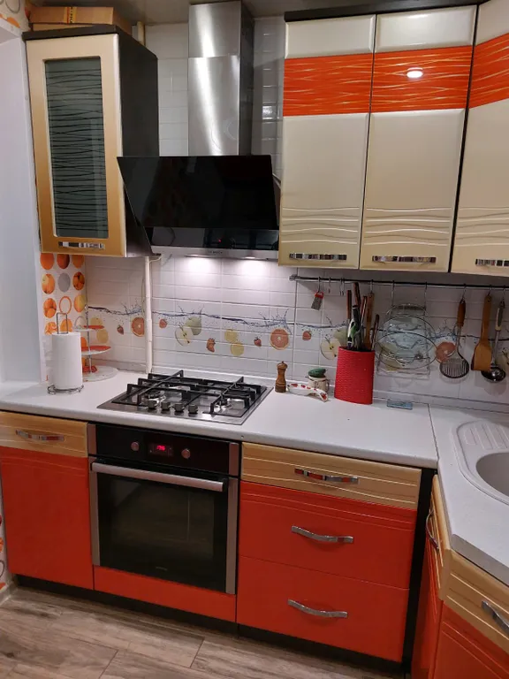 Трехкомнатная квартира в курортном городке