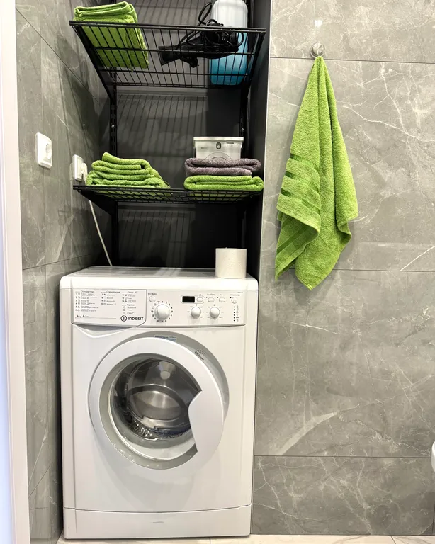 Уютная двушка на 12 этаже с видом на озеро