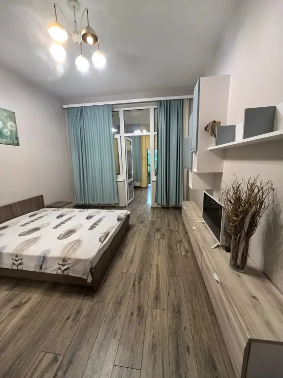 Уютный домик с закрытым двором, не далеко от моря.