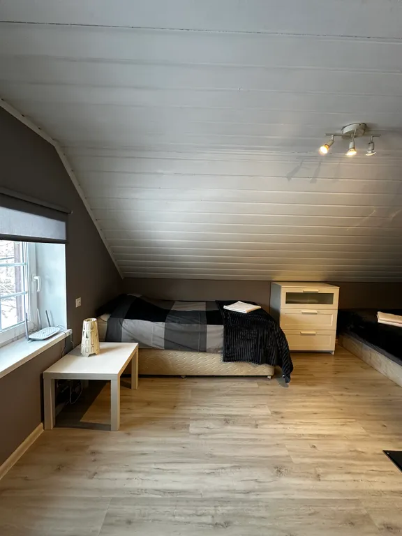 Домик близ Сорочан с баней-бочкой