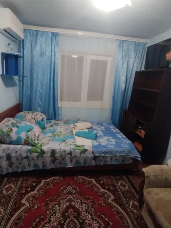 Квартира Домик с удобствами и мини-кухней, кондиционер — аренда посуточно в Феодосия