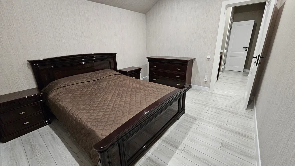 Уютный дом с панорамными окнами