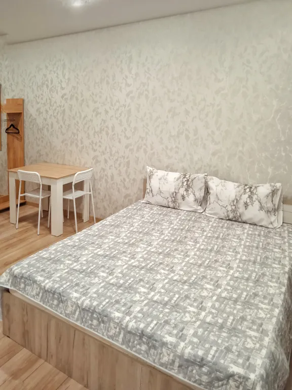 Студия в новостройке возле метро