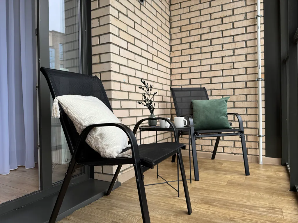 2-комнатная квартира в ЖК Скандис Озеро около ТРЦ Планета