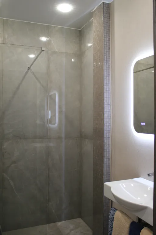 Уютная квартира в центре Адлера с видом на море и горы