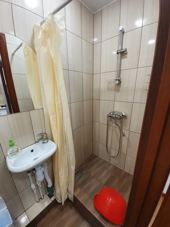 Небольшая студия в тихом месте