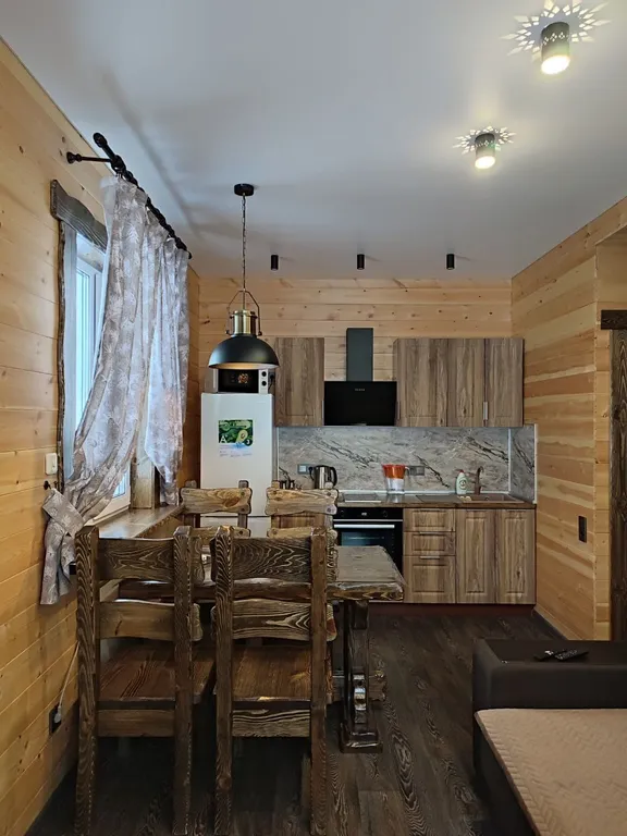 Коттедж Домик с видом на горы — Шерегеш