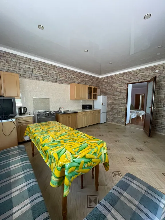 Улучшенный семейный номер с видом на горы