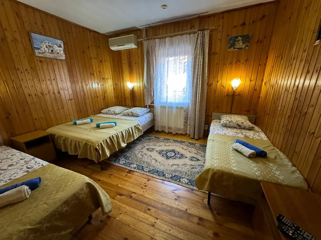 Коттедж Квартира на земле с отдельным входом — Анапа