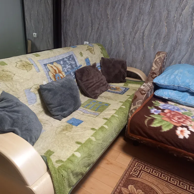 Уютная квартира с хорошим расположением