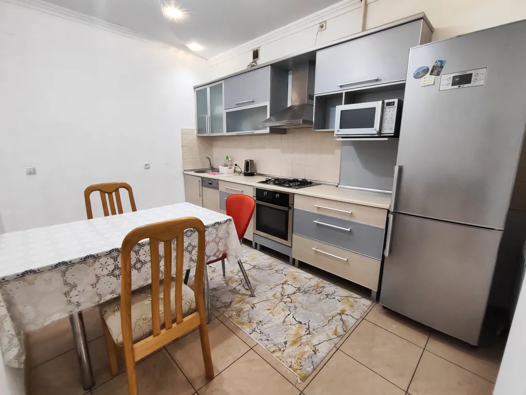 Двухкомнатные уютные апартаменты в самом центре города