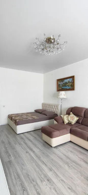 Новая двухкомнатная квартира район между ЖД вокзалом и центром