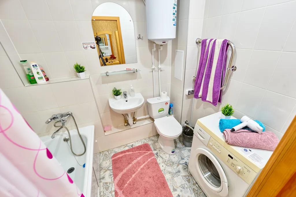 Уютная двухкомнатная квартира с отдельной кухней на 7 человек