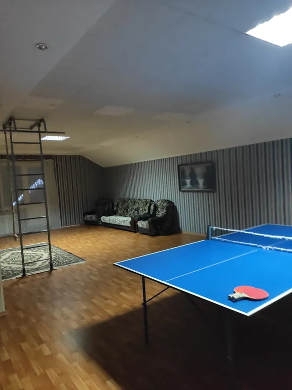 Уютный просторный дом на Крутой