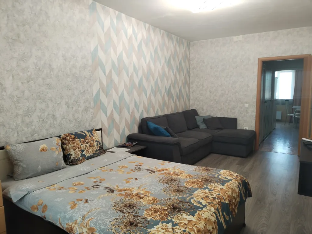 Уютная в самом центре по пути на Югус