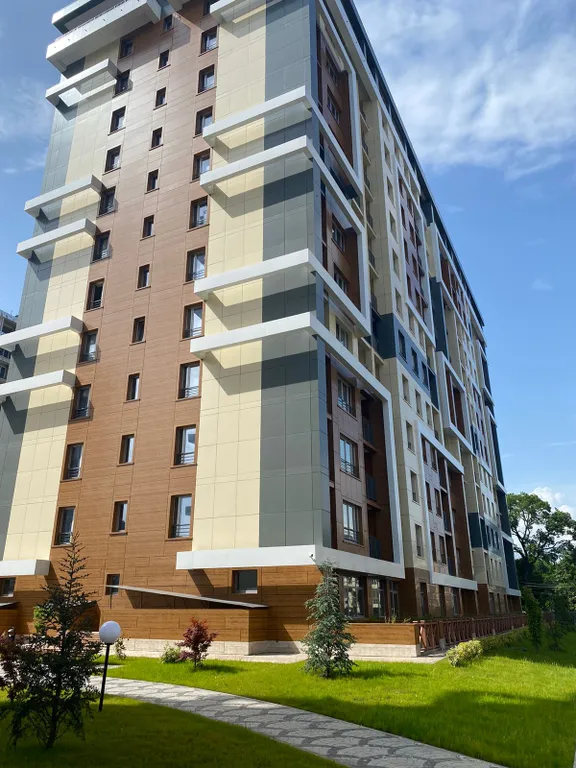 Апартамент с видом на море и горы