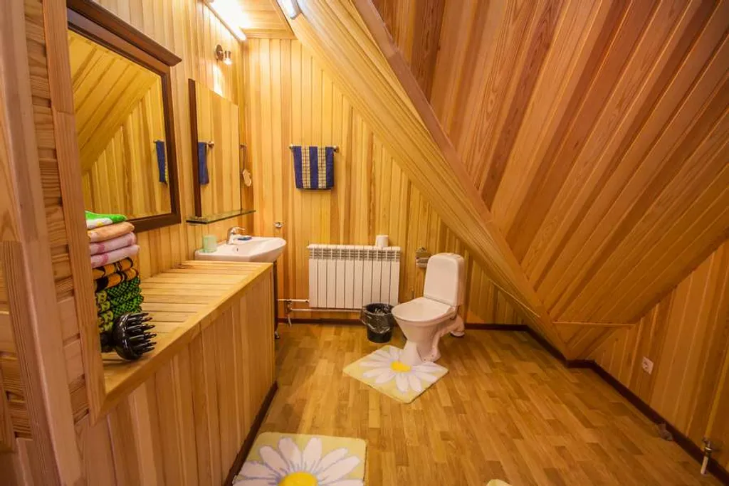 Усадьба с террасой у озера