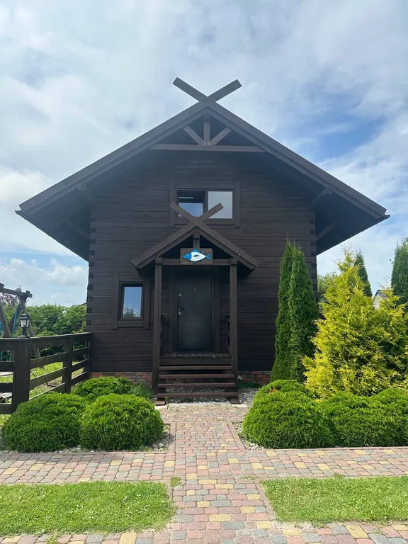 Коттедж с баней для семейного отдыха