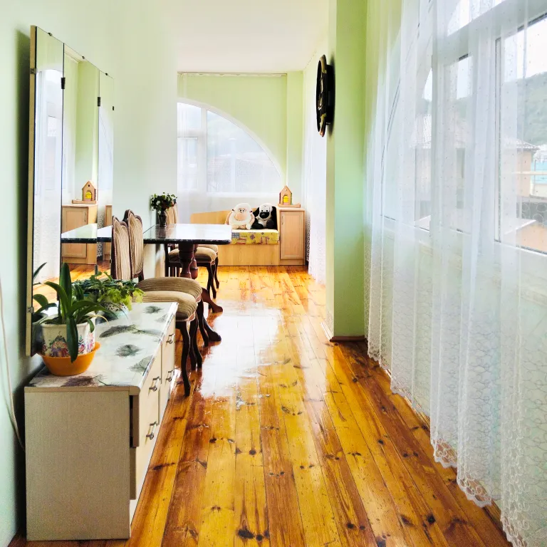 2 комнаты для большой семьи у  Черного моря