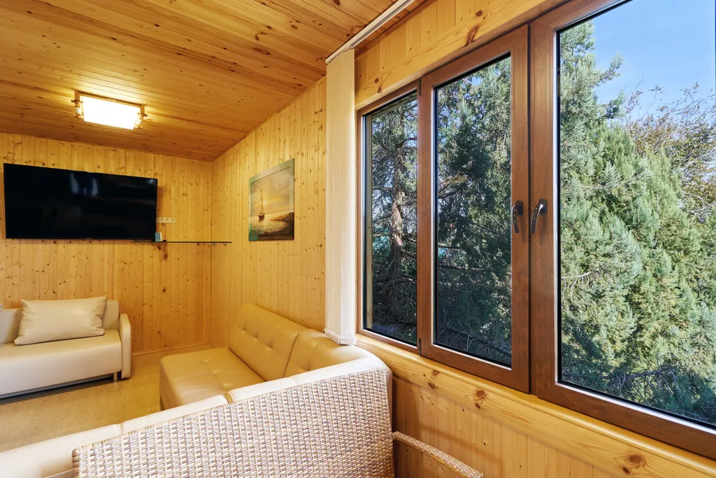 Коттедж Деревянный дом с личным бассейном в усадьбе Можжевеловый дворик — Айвовое