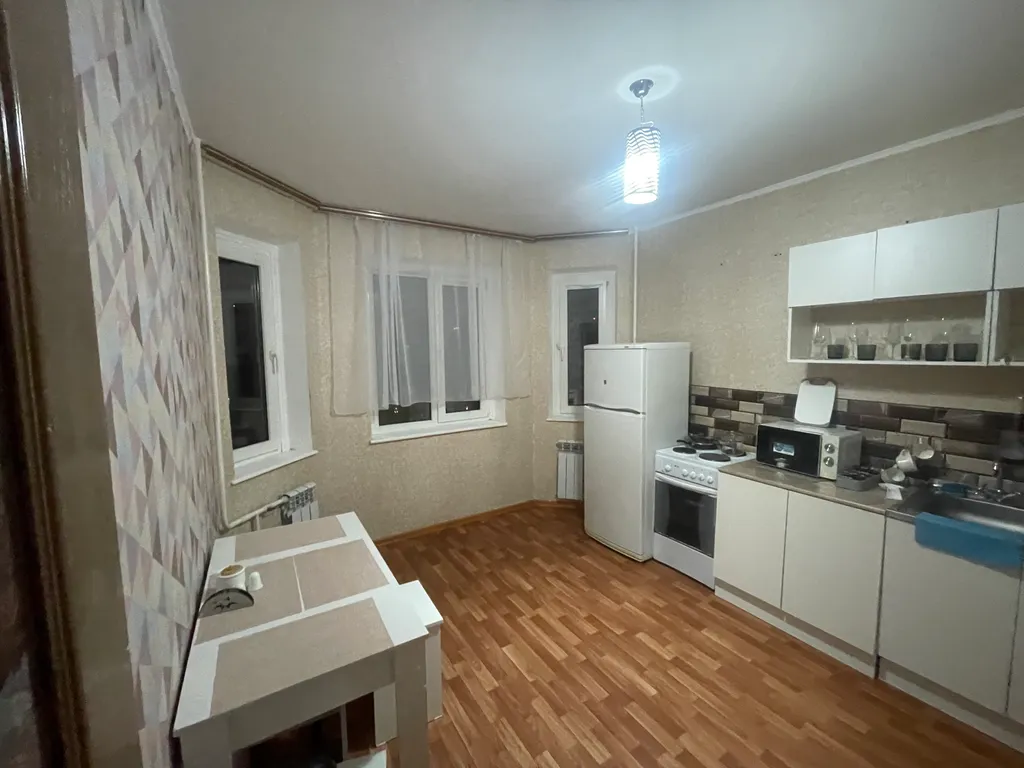 Полностью укомплектованная квартира. В спальном районе города Курска