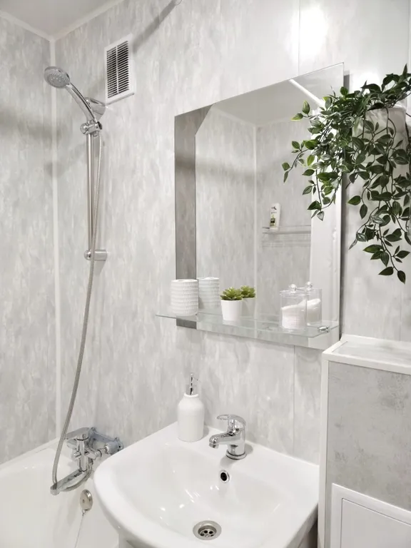 Стильная квартира в центре с видом на Кольский залив