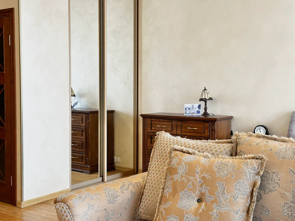 Квартира с кондиционером в пригороде у моря