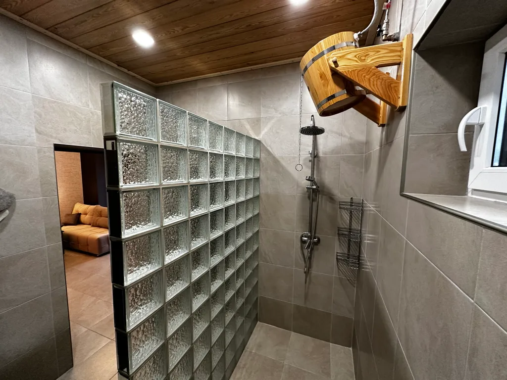 Вилла на 8 гостей с теплым бассейном и беседкой для барбекю