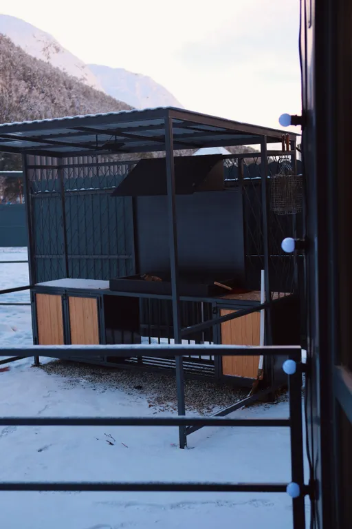 Двухэтажный дом с кухней 4