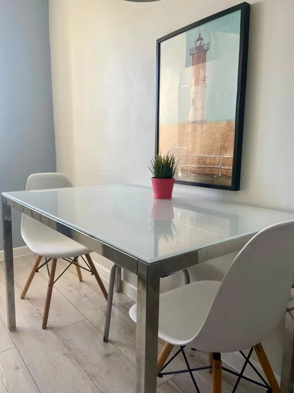 Двухкомнатная квартира в центре с видом на парк