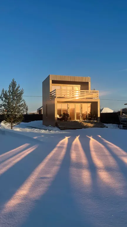 Уютный Cube House с видом на Волгу