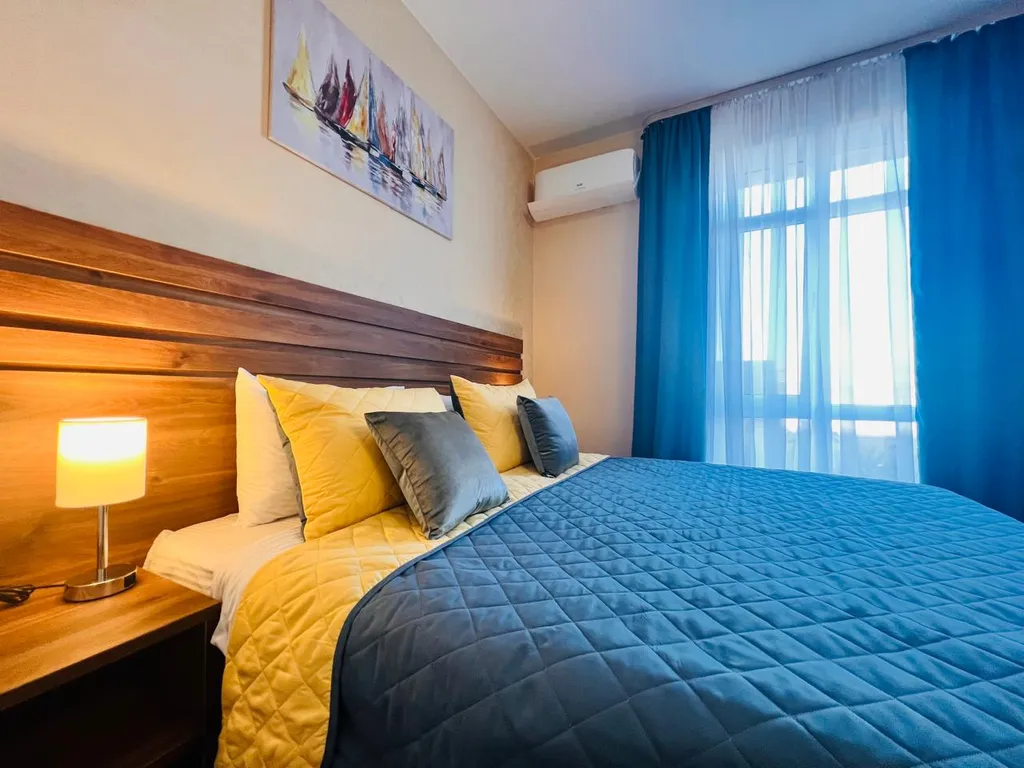 Тихая квартира-студия — аренда посуточно в Севастополь