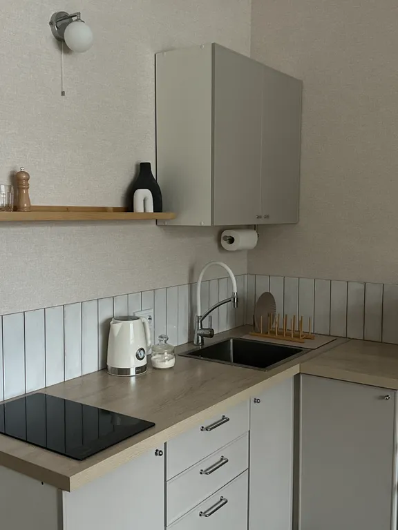 Студия с видом на лес