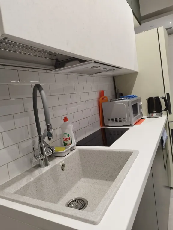 Квартира с отдельной спальней в центре