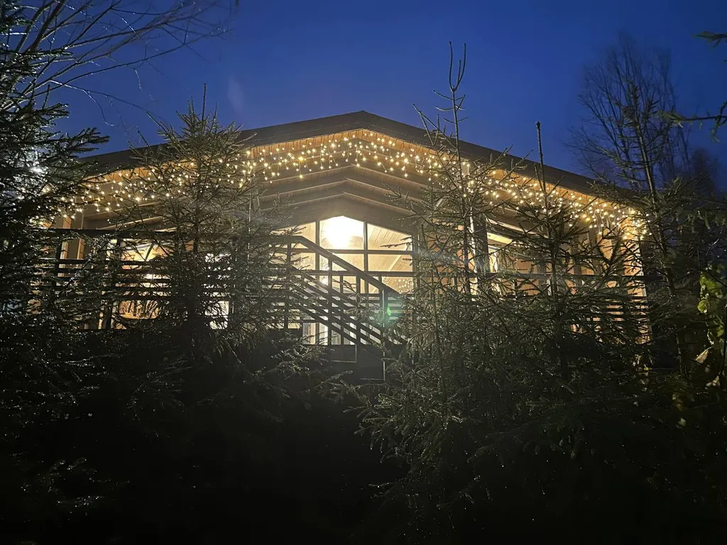 Дом Вапити - уютный коттедж на отдельном лесном участке