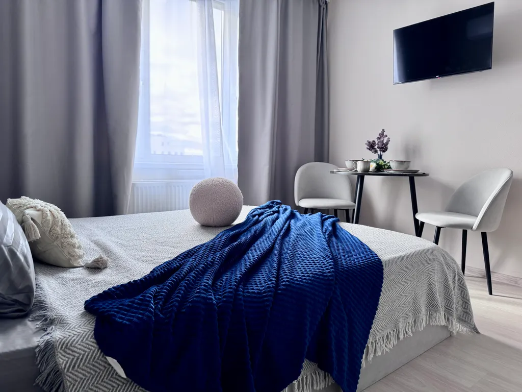 Красивая квартира с видом на озеро