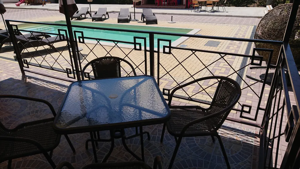 Апартаменты с видом на бассейн