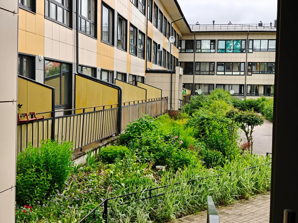 Большая квартира с терассой у охта-парка с дизайнерским ремонтом