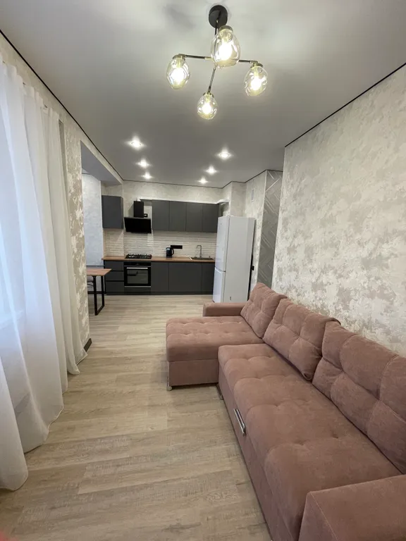 Уютная, чистая квартира со свежим ремонтом в новостройке ждёт гостей