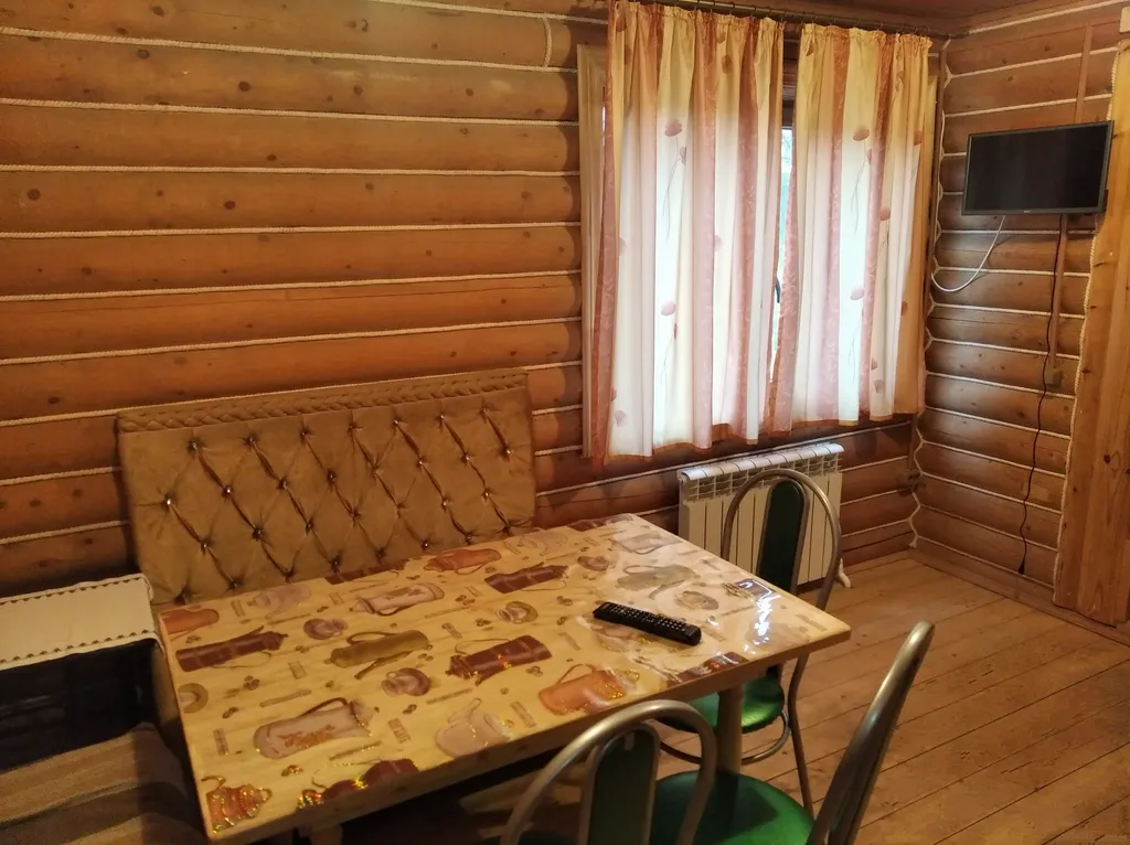 Загородный дом с баней и бильярдом