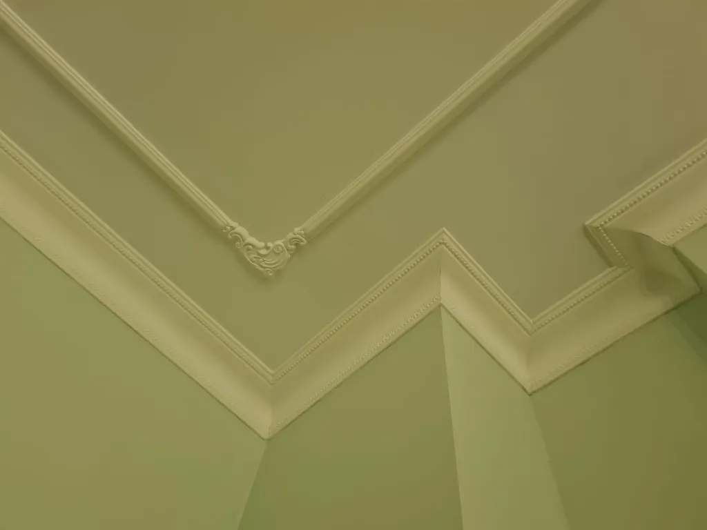 Art Deco One-Bedroom Suite in Library House