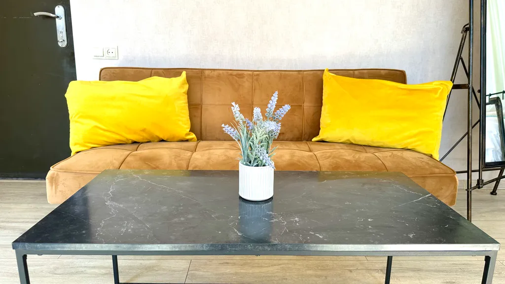 Cloudy Tbilisi Apartment