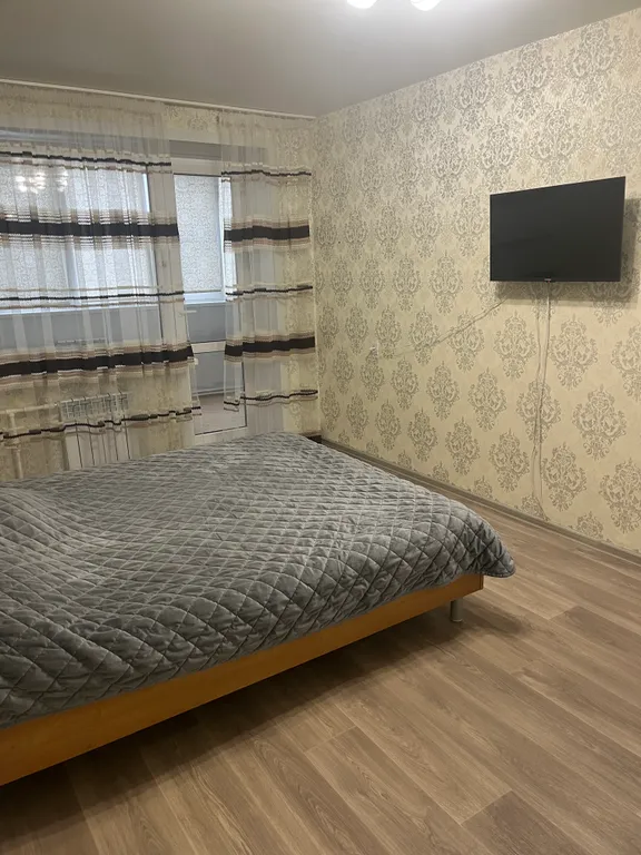 Квартира напротив крыла «Икара»