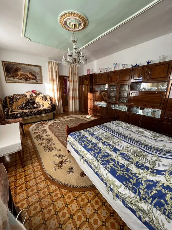 6-комнатный Дом